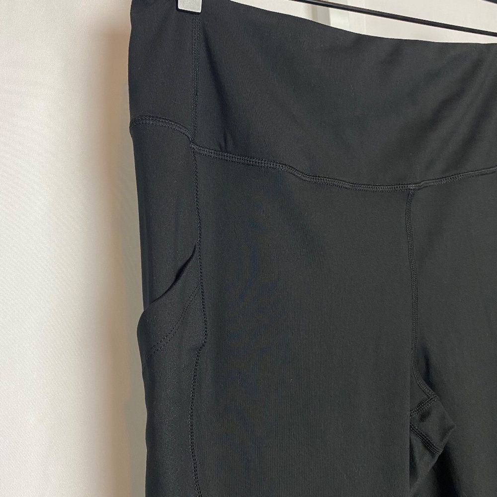 32 Degrees Cool Womenʻs Pull On Black Leggings with Side Pockets XL - Picture 3 of 7